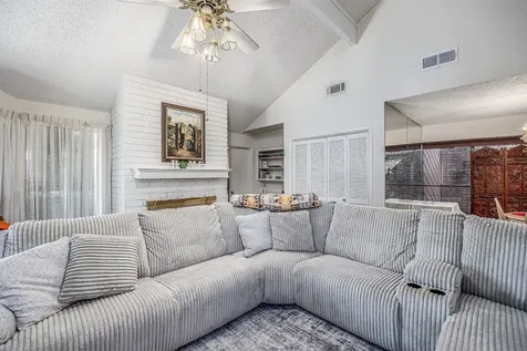 4613 Country Club View Baytown TX 77521