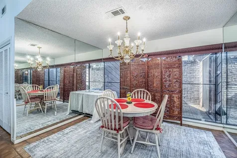 4613 Country Club View Baytown TX 77521