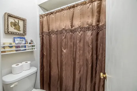 4613 Country Club View Baytown TX 77521