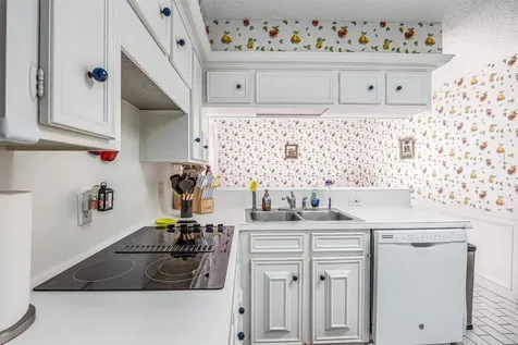 4613 Country Club View Baytown TX 77521