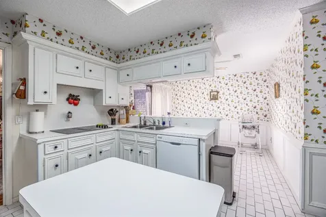 4613 Country Club View Baytown TX 77521