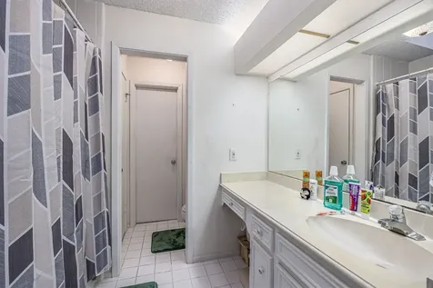 4613 Country Club View Baytown TX 77521