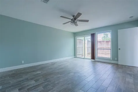 12515 Lazywood Street Pinehurst TX 77362