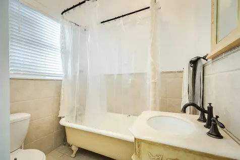 3407 Avenue L Galveston TX 77550