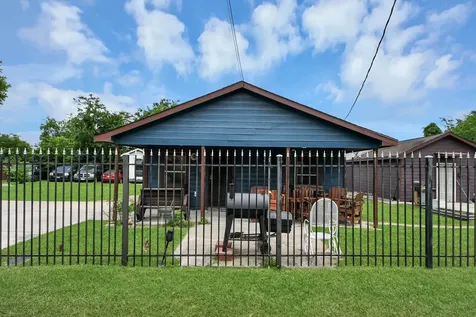 8227 Chadwick Street Houston TX 77029