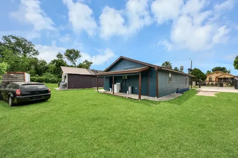 8227 Chadwick Street Houston TX 77029