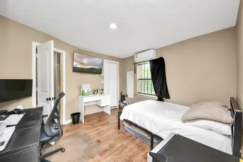8227 Chadwick Street Houston TX 77029