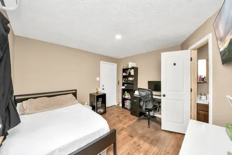 8227 Chadwick Street Houston TX 77029