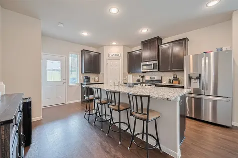 1214 Red Hills Drive Rosharon TX 77583