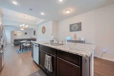 1214 Red Hills Drive Rosharon TX 77583
