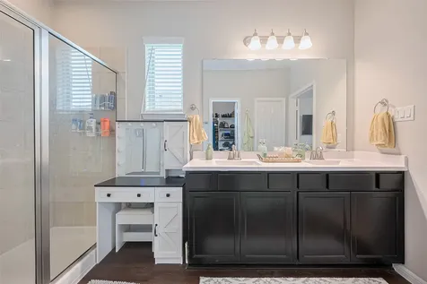 1214 Red Hills Drive Rosharon TX 77583