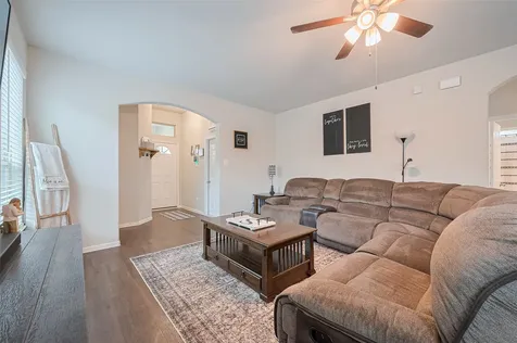 1214 Red Hills Drive Rosharon TX 77583