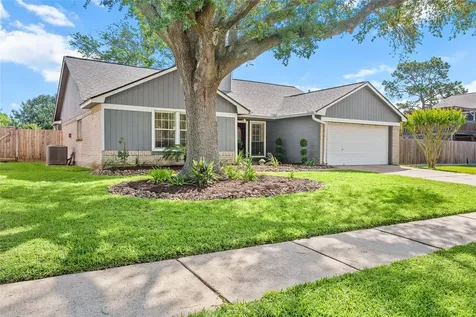 15807 Castorglen Drive Houston TX 77598