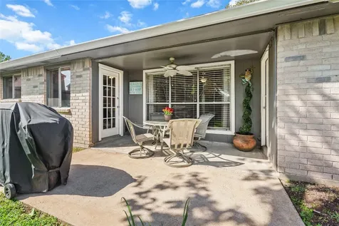 15807 Castorglen Drive Houston TX 77598