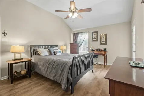 15807 Castorglen Drive Houston TX 77598