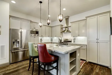 10905 Upland Retreat Houston TX 77043