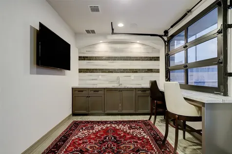 10905 Upland Retreat Houston TX 77043