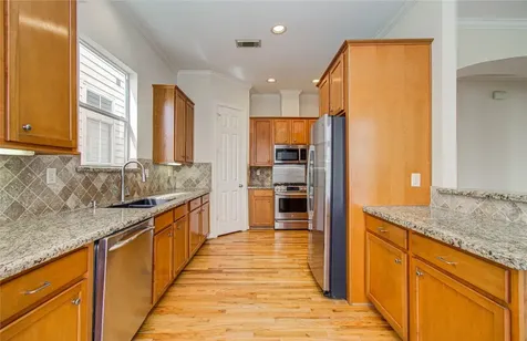 501 Leverkuhn Street Houston TX 77007