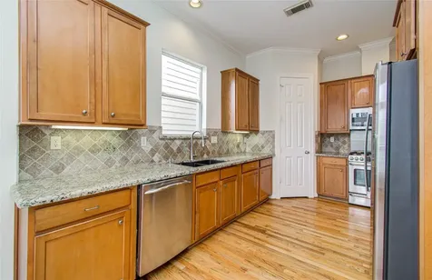501 Leverkuhn Street Houston TX 77007