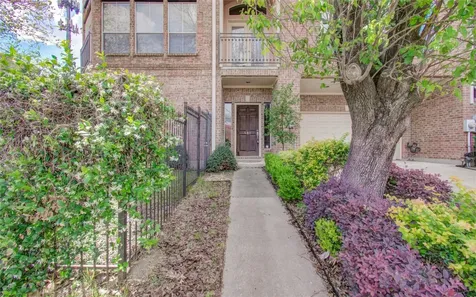 501 Leverkuhn Street Houston TX 77007