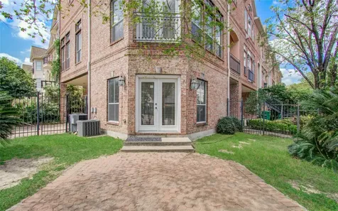501 Leverkuhn Street Houston TX 77007