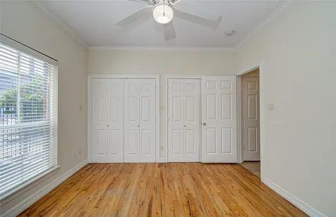 501 Leverkuhn Street Houston TX 77007