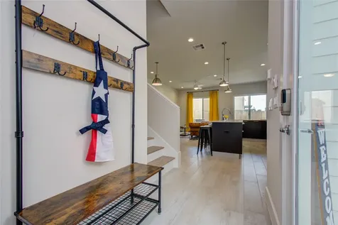 4914 Noble Street Houston TX 77020
