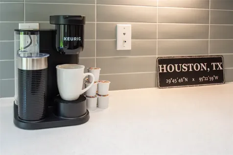4914 Noble Street Houston TX 77020