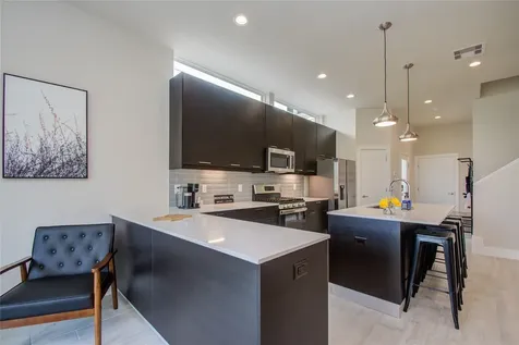 4914 Noble Street Houston TX 77020