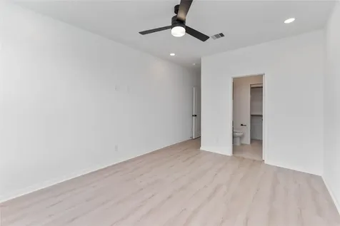3510 Delhi Street Houston TX 77022