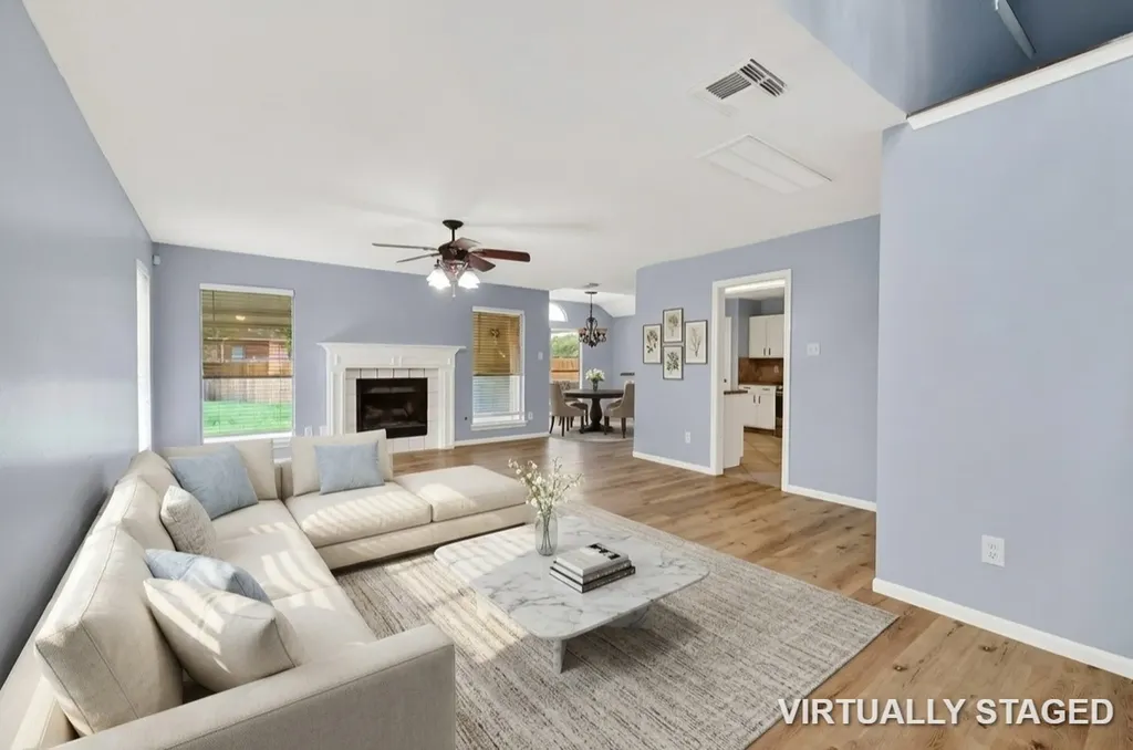 3608 Lochmoor Lane Pearland TX 77581
