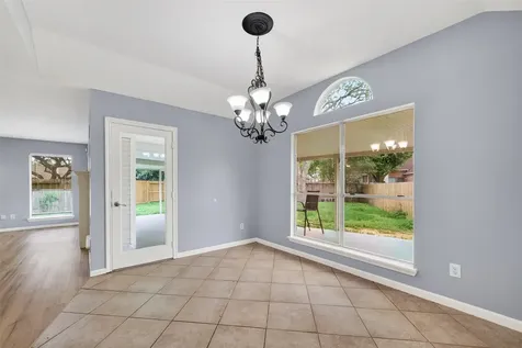3608 Lochmoor Lane Pearland TX 77581