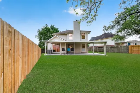 3608 Lochmoor Lane Pearland TX 77581