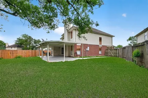 3608 Lochmoor Lane Pearland TX 77581