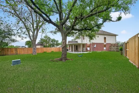 3608 Lochmoor Lane Pearland TX 77581