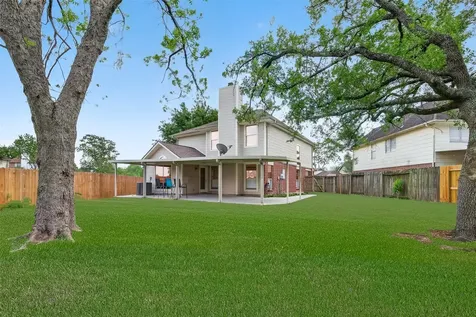 3608 Lochmoor Lane Pearland TX 77581