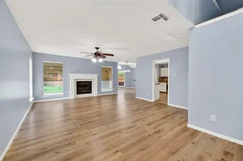 3608 Lochmoor Lane Pearland TX 77581
