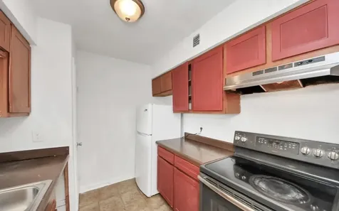 8100 Creekbend Drive 104 Houston TX 77071
