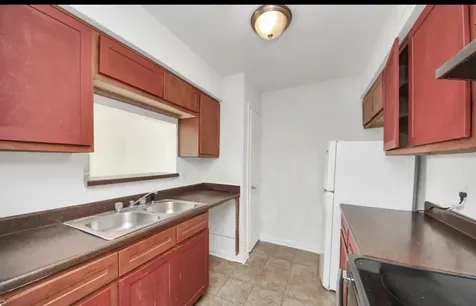 8100 Creekbend Drive 104 Houston TX 77071
