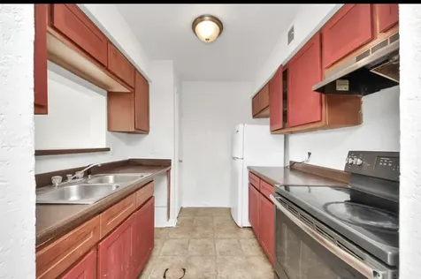 8100 Creekbend Drive 104 Houston TX 77071