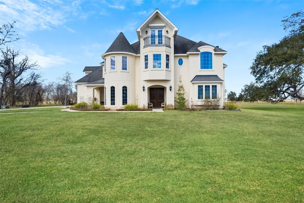 414 Lakeland Circle Rosharon TX 77583