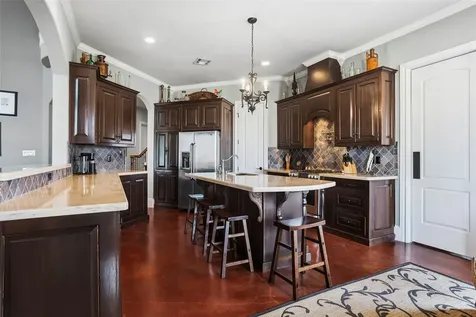 414 Lakeland Circle Rosharon TX 77583