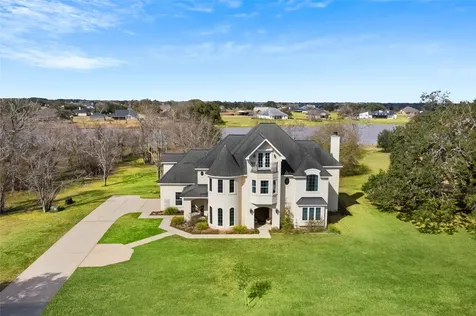 414 Lakeland Circle Rosharon TX 77583