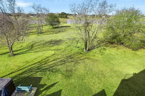 414 Lakeland Circle Rosharon TX 77583