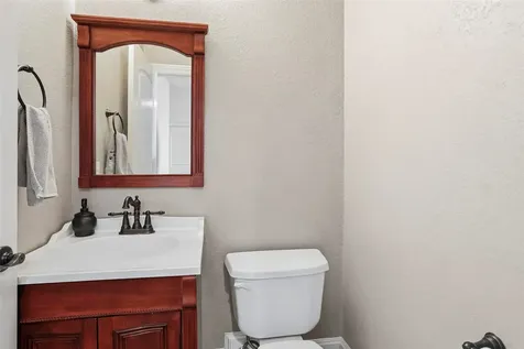 414 Lakeland Circle Rosharon TX 77583