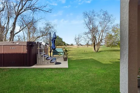 414 Lakeland Circle Rosharon TX 77583