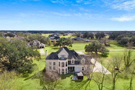 414 Lakeland Circle Rosharon TX 77583