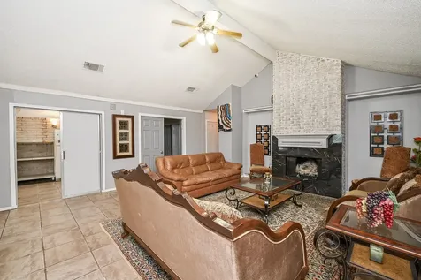 13102 Richmond Avenue Houston TX 77082