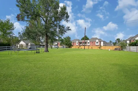 12223 Woodcliff Drive Houston TX 77013