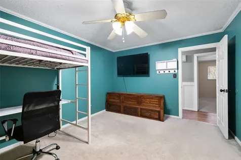 6702 Seinfeld Court Houston TX 77069